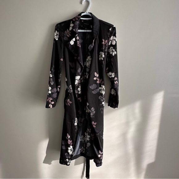 Floral Duster - Picture 2 of 5
